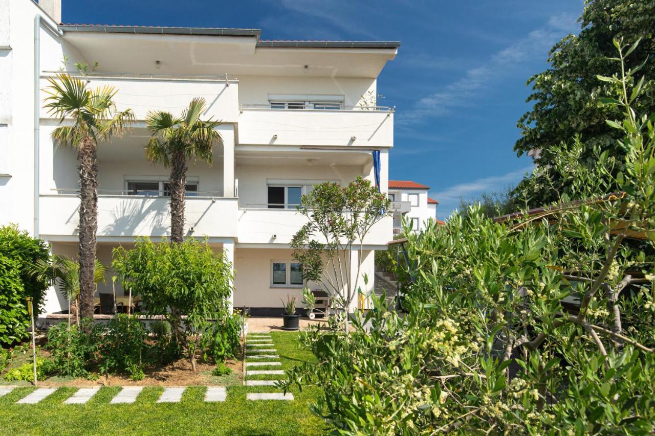 Apartments Oleander 克尔克 外观 照片